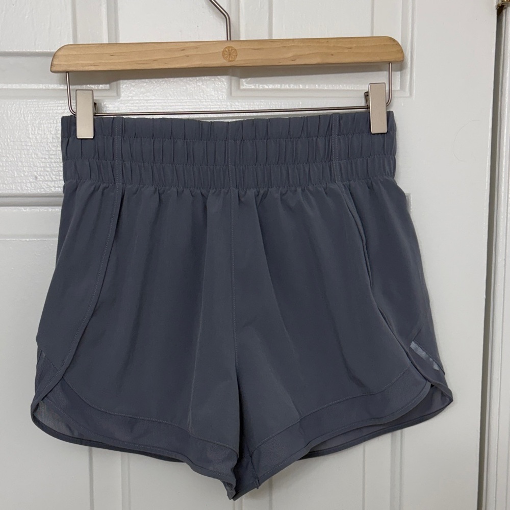 Athleta Mesh Racer Run 3” High Rise Short in Coastline Blue